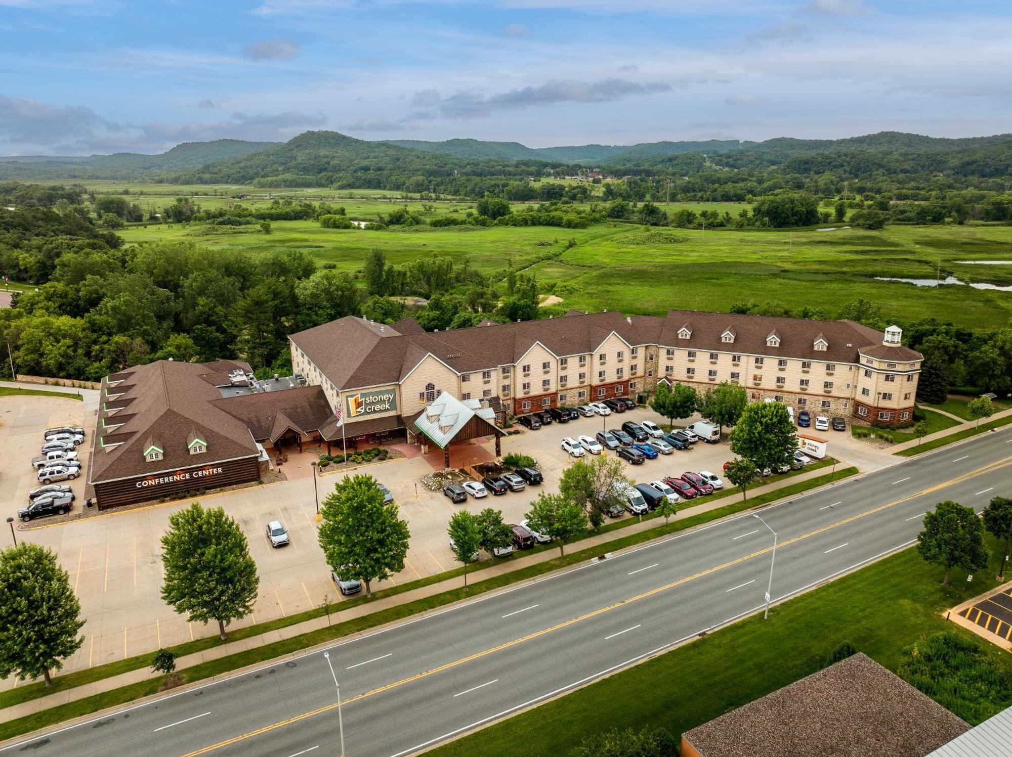 Stoney Creek Hotel La Crosse - Onalaska Extérieur photo